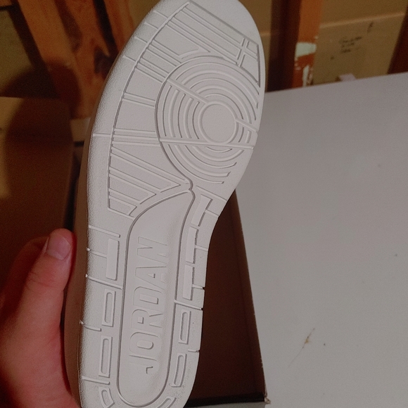 2004 jordan 2 low sample - Picture 3 of 4